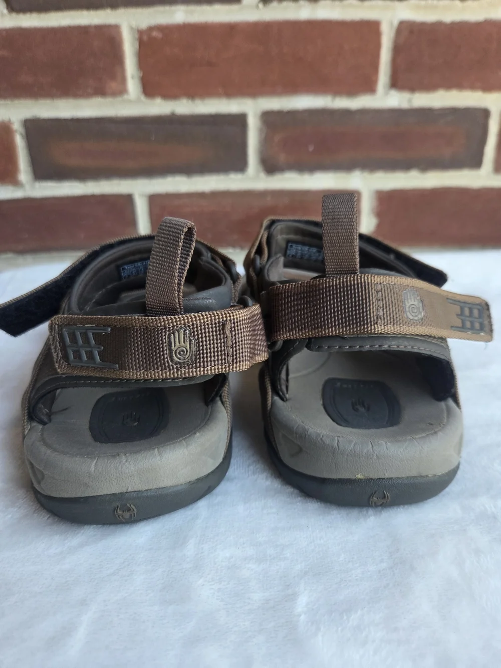 Teva Brown Outdoor Hiking Sport Sandals Men's Size 9 Hook Loop Comfort